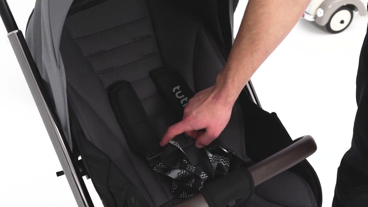 Three belt piercing positions